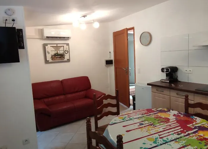 Le Jardin De Flore * מנוסק